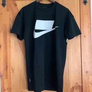 Nike Mesh T-Shirt